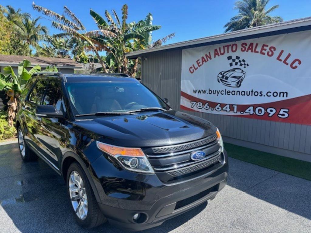 2013 Ford Explorer Limited's photo